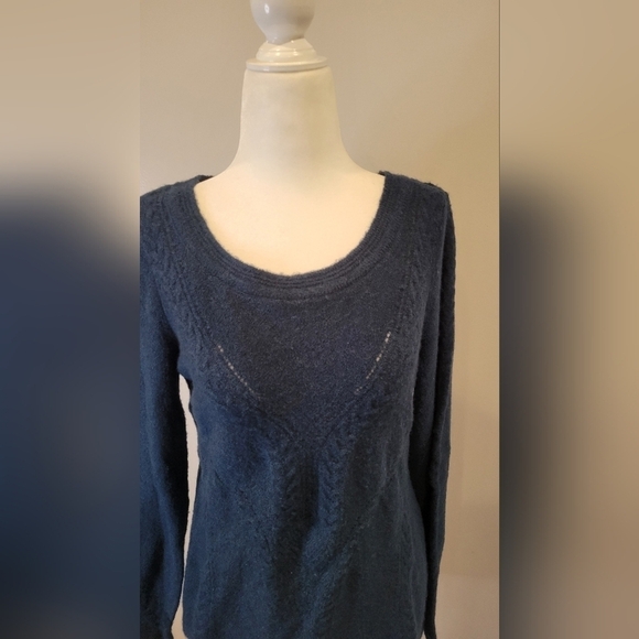 Anthropologie Knitted & Knotted Sweater Size Medium Turquoise color - Picture 5 of 11